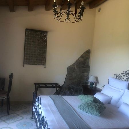 San Noto Antica Residenza Di Caccia Bed & Breakfast Ficarra ภายนอก รูปภาพ
